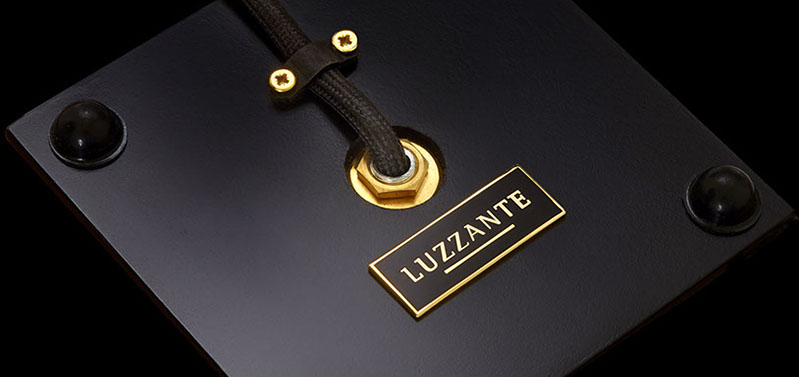 Luzzante table lamp enamel logo